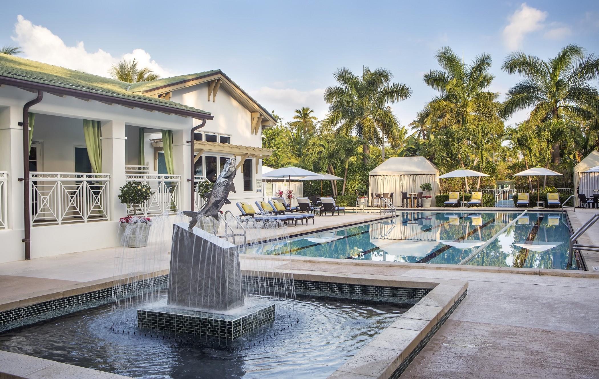 Cheeca Lodge & Spa Исламорада Екстериор снимка Fountain at the Biltmore