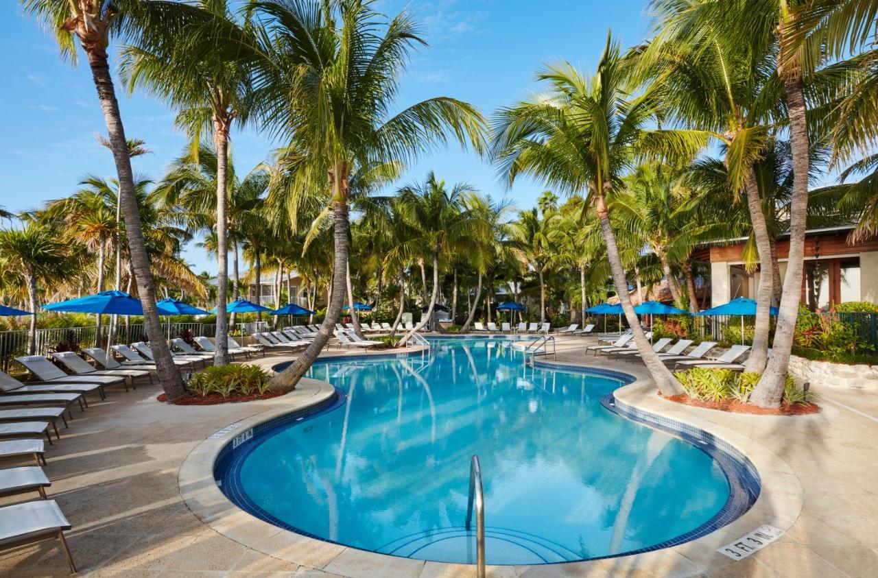 Cheeca Lodge & Spa Исламорада Екстериор снимка Pool at Atlantis Paradise Island